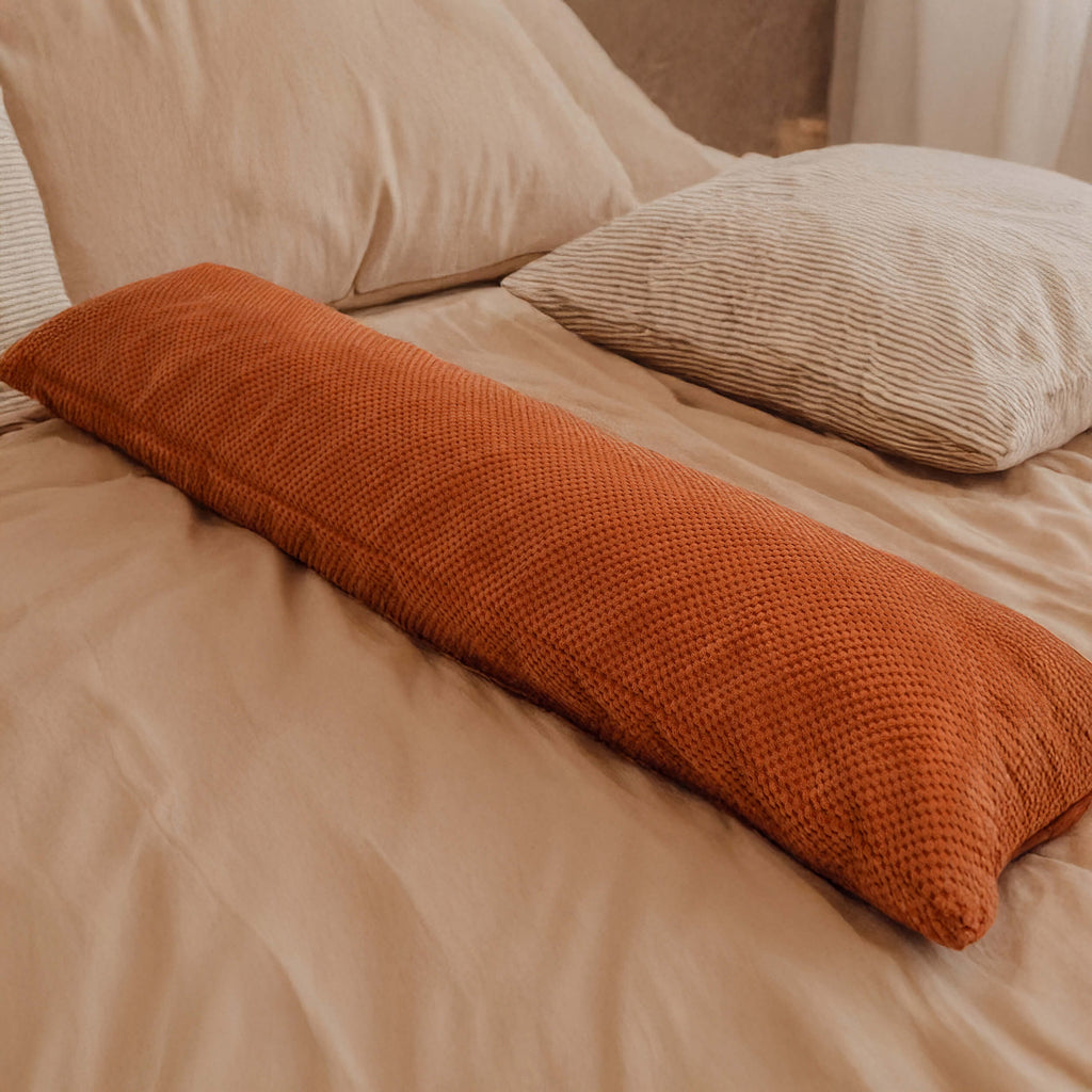 Seitenschläferkissen VISCO 140x40 mit Bezug Deluxe