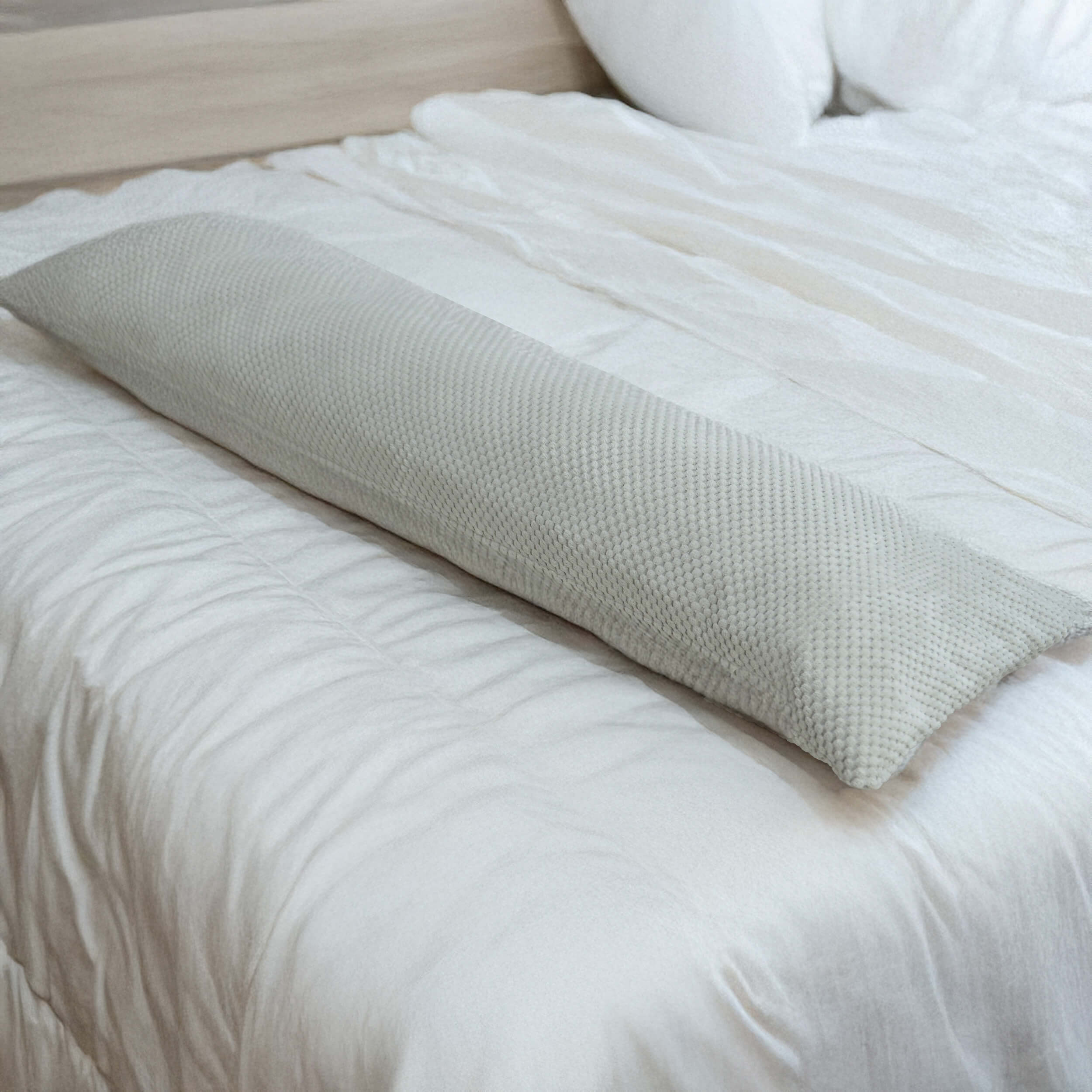 Seitenschläferkissen VISCO 140x50 mit Bezug Deluxe