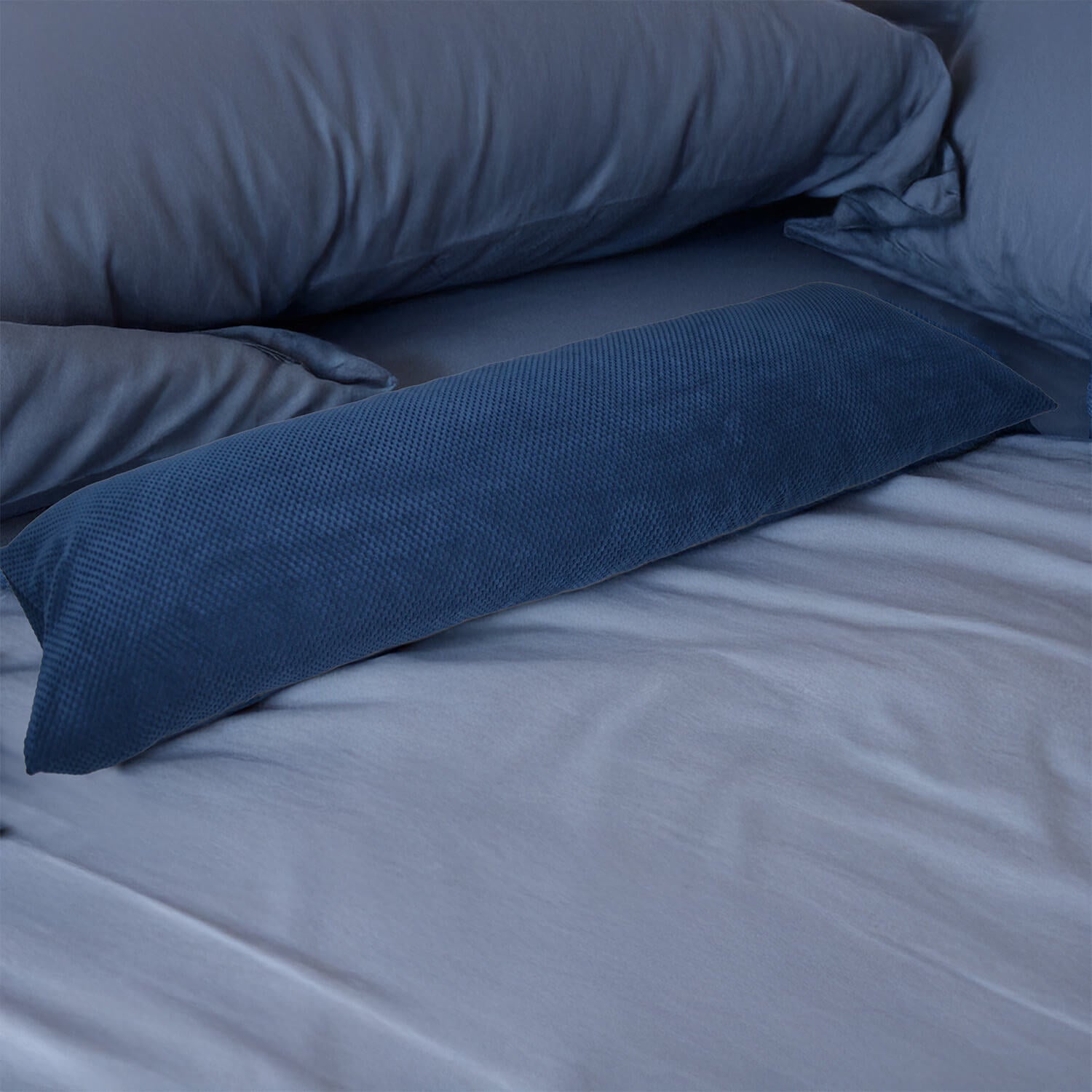 Seitenschläferkissen VISCO 140x40 mit Bezug Deluxe