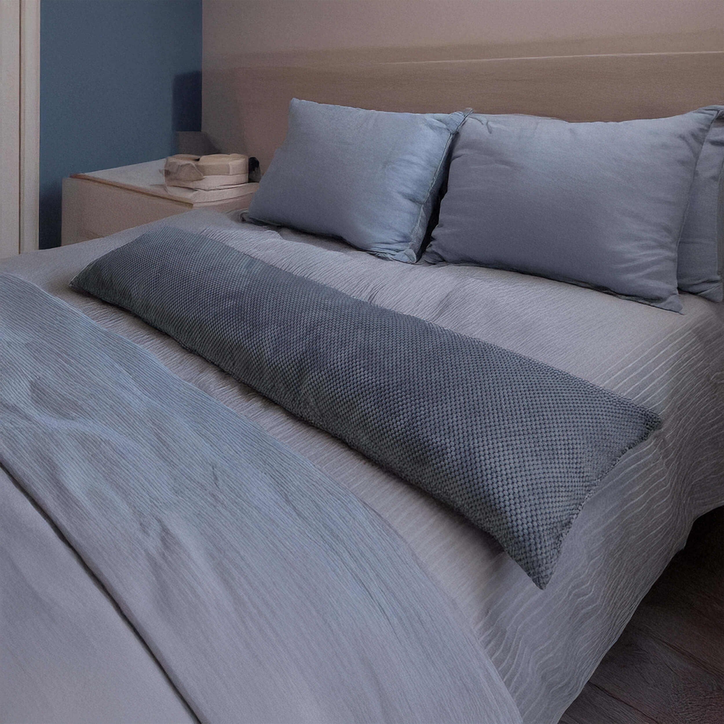 Seitenschläferkissen VISCO 140x50 mit Bezug Deluxe