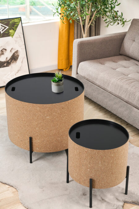 Couchtische, 2er Set MDF mit Kork, Stahlbeine | Maße großer Tisch: ca. B63xT63xH48,5 cm, Maße kleiner Tisch: ca. B41,5xT41,5xH36,5 cm, Tischplatten abnehmbar, mit Stauraum im Inneren – Bild 18